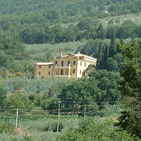 Villa Sleeps 21 Wifi Assisi