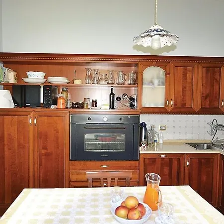Sleeps 21 Wifi Assisi